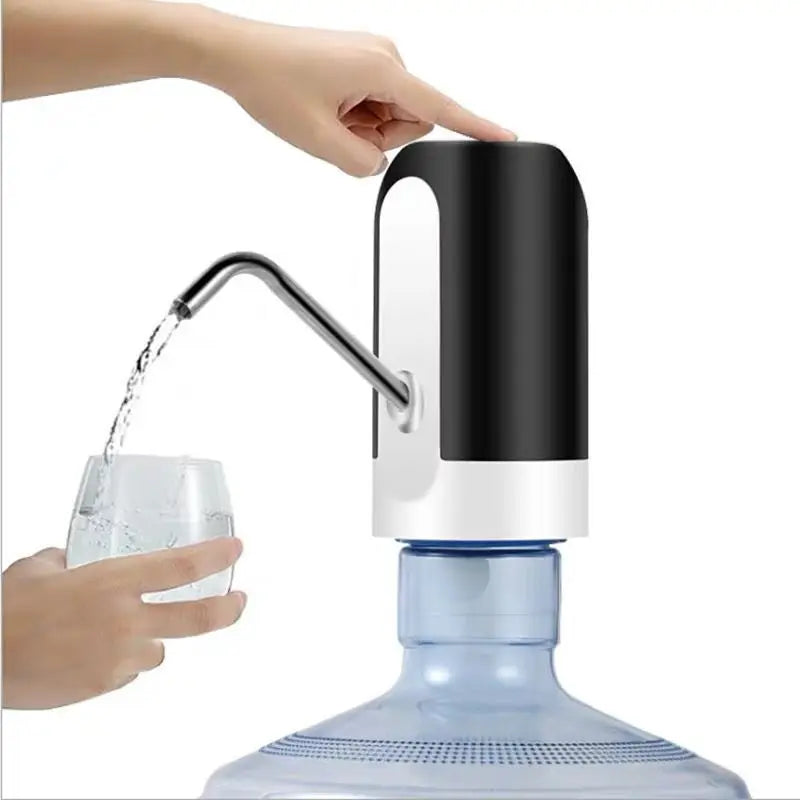 Bomba de botella de agua blanca / negra USB de carga del interruptor automático Dispensador de bebida de interruptor automático de carga de un clic Dispensador de bomba de bebida de interruptor automático